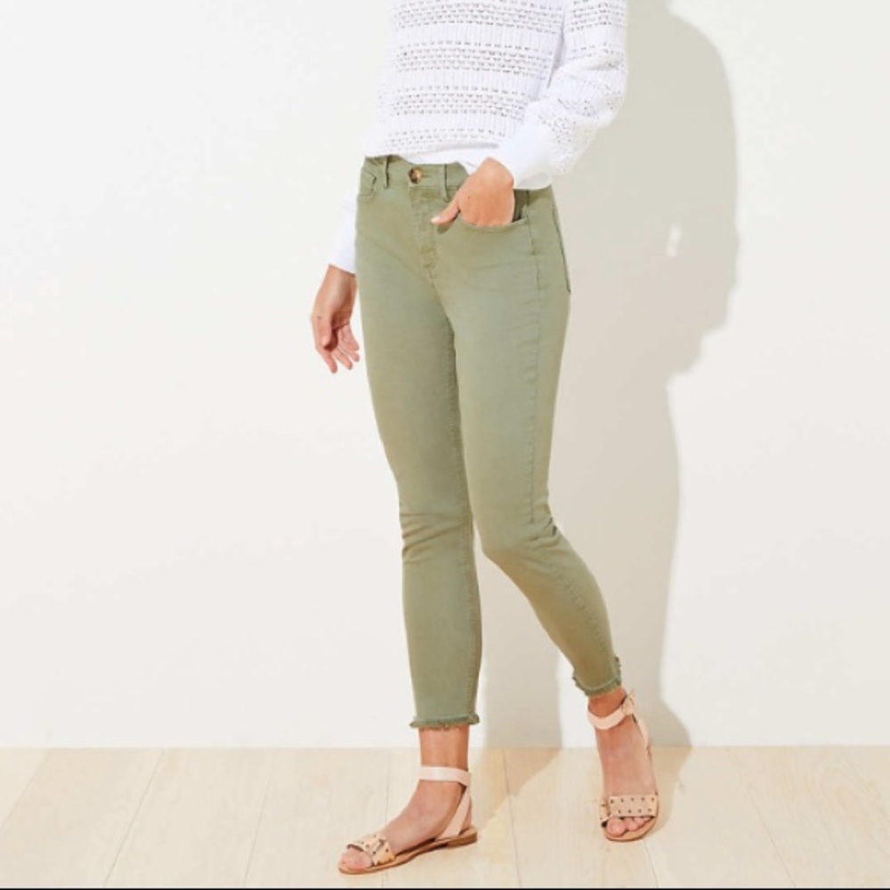 Loft Petite high rise skinny crop/frayed hem/green